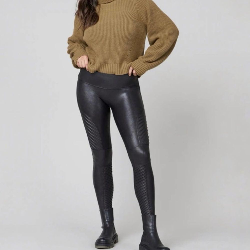 Spanx Women’s Faux Leather Moto Black Leggings Size Medium